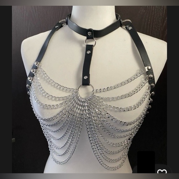 Dunno Jewelry - Body Chain Harness Bra Hollow Out Goth Top Cage Strap with Metal Chain Tassel